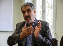 نعیمی پور: روابط ایران و آمریکا در زمان ریگان به سمت حل و فصل شدن می رفت، عده ای در کشور مانع شدند/ دستگاه های امنیتی هزاران صفحه سند مربوط به سفارت آمریکا را از خانه عباس عبدی برده اند/ از تسخیر سفارت پشیمان نیستم 