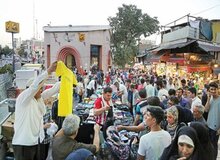 ارگان مطبوعاتی شهرداری تهران: دست فروش‌های تجریش، مواد مخدر و مشروب می‌فروختند، جمع‌شان کردیم