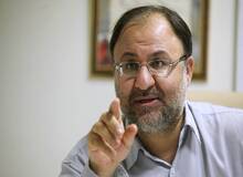 صادق کوشکی: مردم به جای دل بستن به برجام به دولت رئیسی دل ببندند