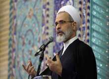امام جمعه قم: آمریکا با روش‌های جدید جنگ چریکی ما آشنا نیست/ آمریکا دچار انسداد در داخل دموکراسی شده