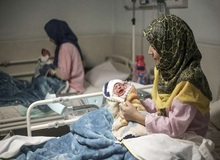 طبق تحقیقات آمریکایی‌ها، نوزاد مادر زیر ۱۸ سال نوزاد طلایی است