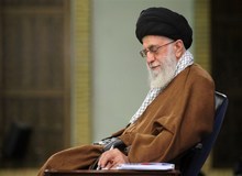 وزیر ارشاد: نسخه نفیس دیوان شعر رهبر انقلاب منتشر می‌شود