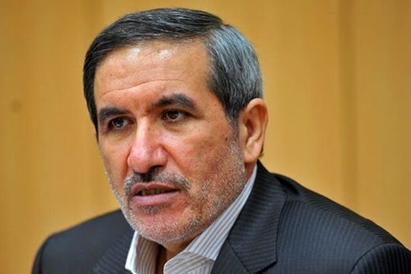 امانی، عضو شورای شهر: شهرداری تهران قرار داد با صدا و سیما را در اختیار اعضای شورای شهر قرار نمی دهد/ تحریم‌های آمریکا بهانه‌ای برای محرمانه شدن قرارداد چین شده/ قرارداد بیش از ۲ میلیارد یورویی با چین باید در سامانه شفافیت شهرداری قرار گیرد