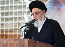 امام جمعه یزد: انتقام خون  رهبری قطعی است؛ خواب راحت را از دشمن می‌گیریم