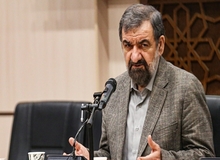 محسن رضایی: در ترور شهید فخری زاده از سلاحی استفاده شده که به «ناتو» تعلق دارد/ تیربار صدا خفه کن داشت