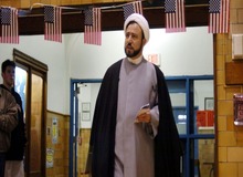 یدیعوت آحارونت: یک روحانی شیعه که حامی حزب الله و سردار سلیمانی بوده، مهمان ویژه مراسم تحلیف ترامپ است / او برای نخستین بار در کنار یک کشیش و خاخام برای ترامپ دعا خواهد کرد