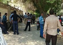 تجمع مالباختگان بانک ملی در خیابان انقلاب / FILM