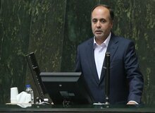 کنایه عضو کمیسیون طرح صیانت به «رضا تقی پور»/ نوری قزلجه: دیکتاتور منم یا شما که در ۱۰ دقیقه طرح به این مهمی را تصویب می کنید؟/ چرا روی اعصاب و روان جامعه راه می روید؟