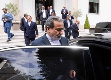 وال استریت ژورنال: احتمال زیادی دارد که ایران در اواخر مرداد نوعی از گفت‌و‌گو با آمریکا را از سر بگیرد